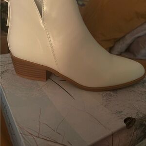 Cream Women's Low Heel Ankle Boots - Versatile Fashion Boot
